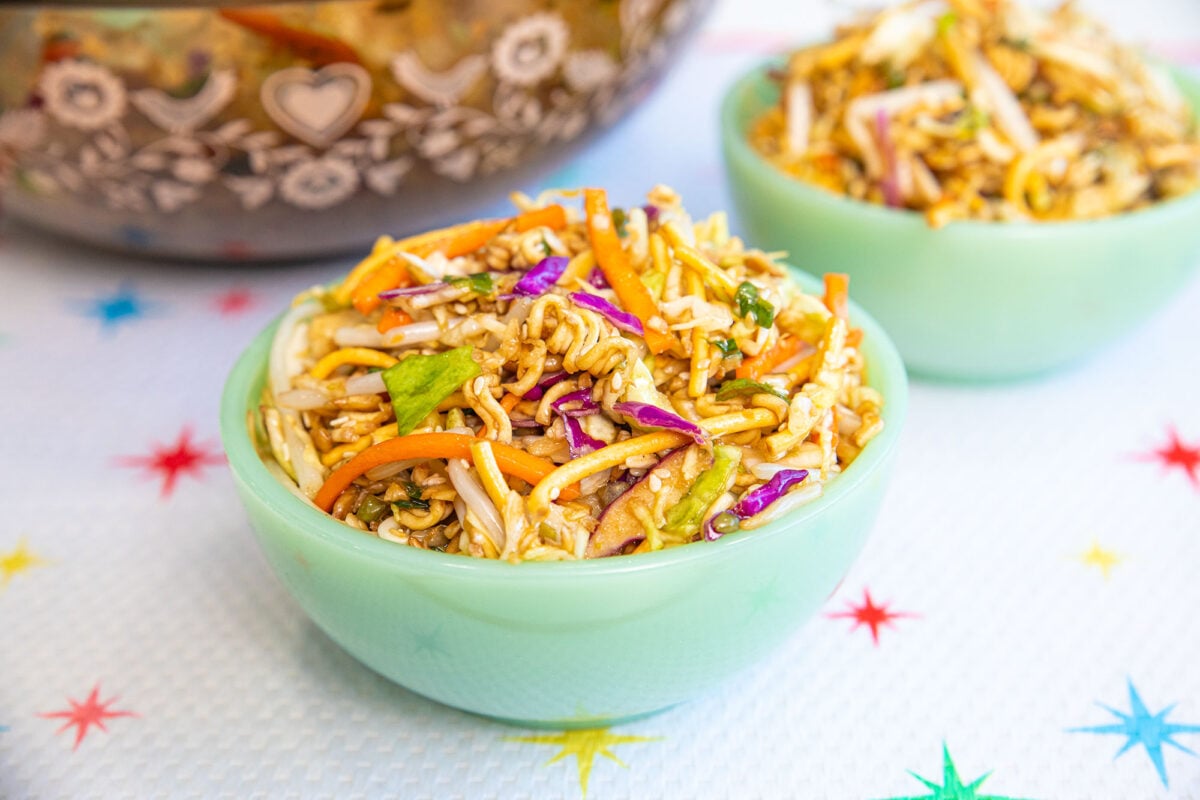 ramen noodle salad in a green Jadeite bowl